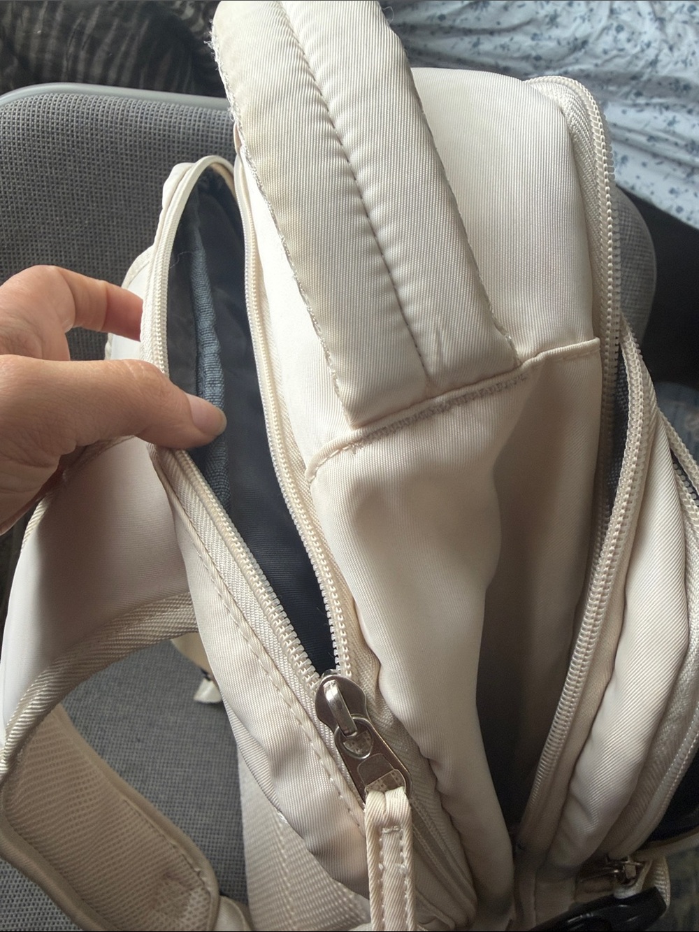 Explorer Expandable Carry-On Backpack - Picture 9 of 13